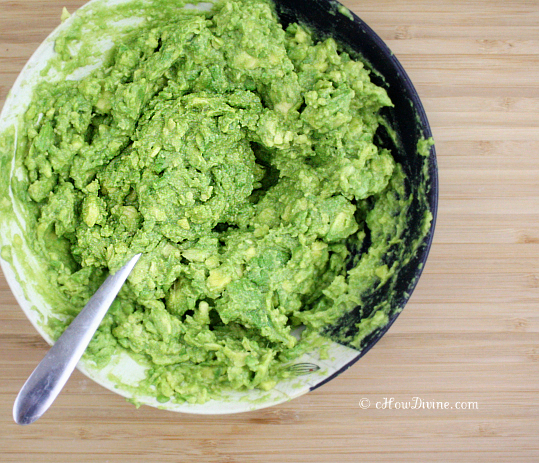 How To Keep Guacamole From Turning Brown Chow Divine Chow Divine