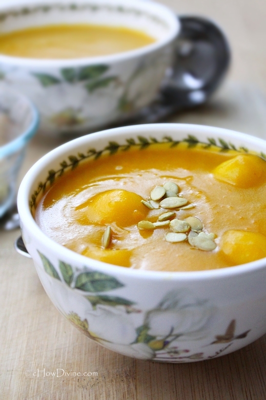 HobakJuk (Pumpkin Porridge with Rice "Mochi" Dumplings) by cHowDivine.com